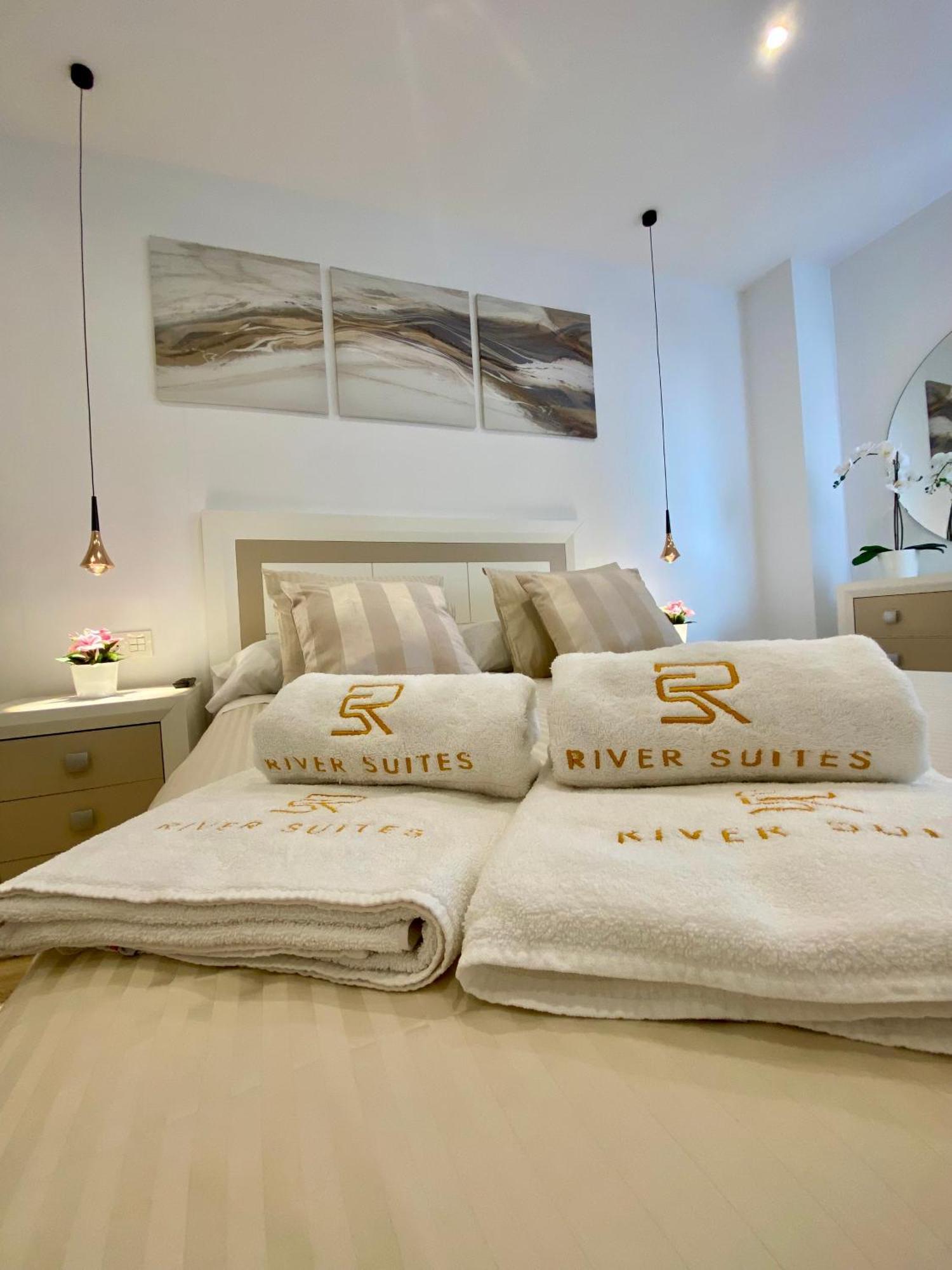 Apartamento De Lujo River Suites Santander Buitenkant foto